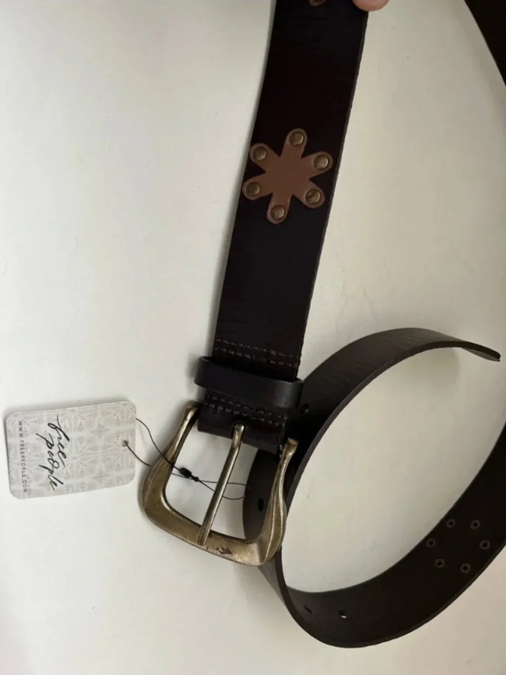 Free People NWT Leather Flower Decor Brass Buckle Brown Belt size S/M